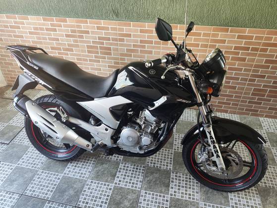 YAMAHA YS 250 FAZER 